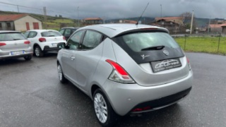 2011 Lancia Ypslon